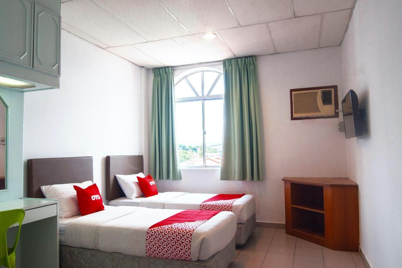 Oyo 89577 Kristal Hotel Keningau Luaran gambar