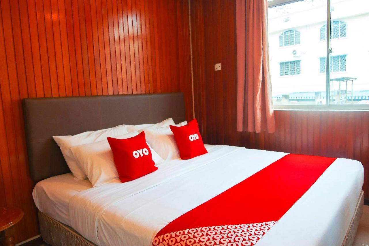 Oyo 89577 Kristal Hotel Keningau Luaran gambar