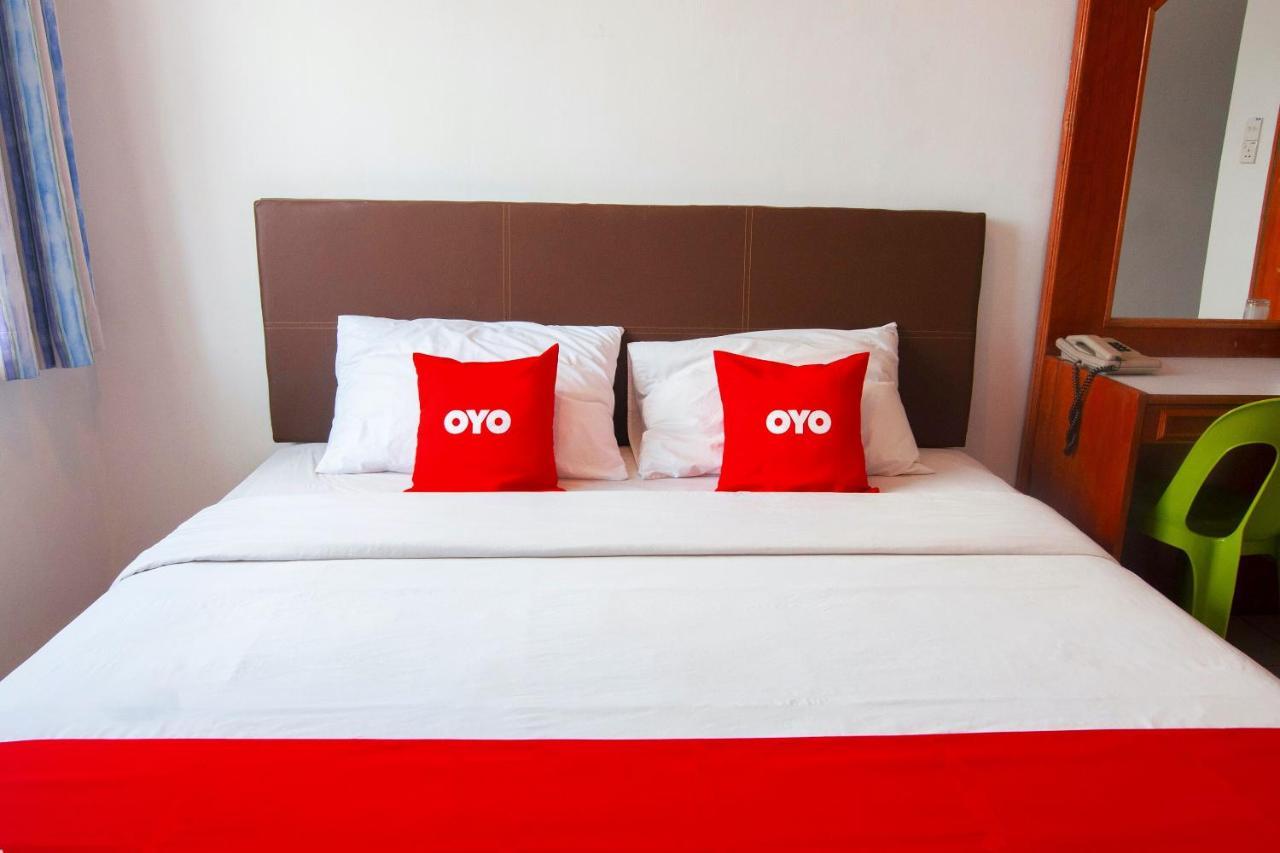 Oyo 89577 Kristal Hotel Keningau Luaran gambar