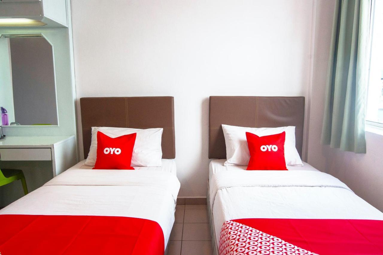Oyo 89577 Kristal Hotel Keningau Luaran gambar